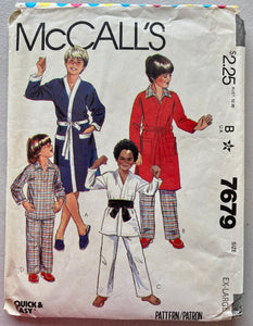 Boy's Pajamas/Robe/Martial Arts Gi Sewing Pattern: McCall's 7679