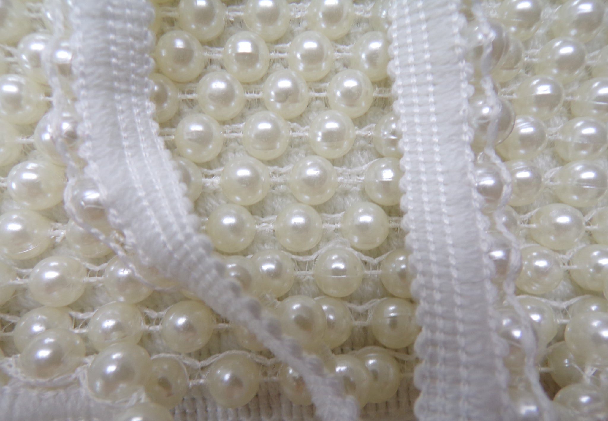 3-Yards 4mm White Pearl Beaded Trim with Bias Tape for Wedding Decoration, Home Decor, Craft Projects, SP-2786